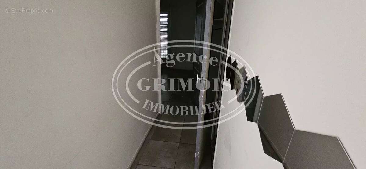 Appartement à LEZIGNAN-CORBIERES