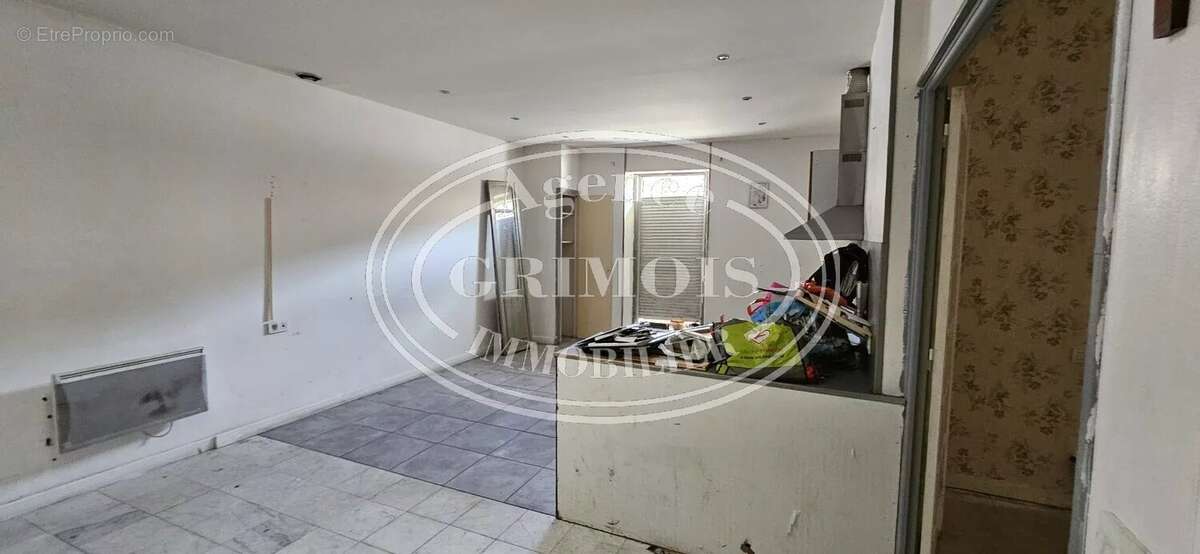 Appartement à LEZIGNAN-CORBIERES