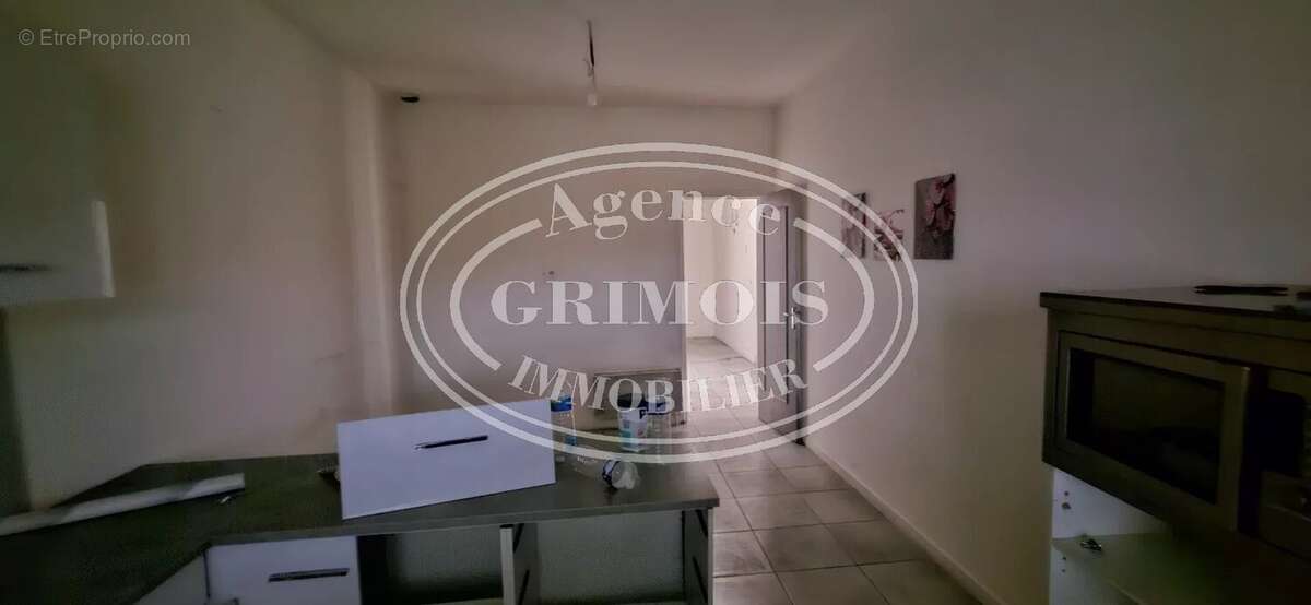 Appartement à LEZIGNAN-CORBIERES