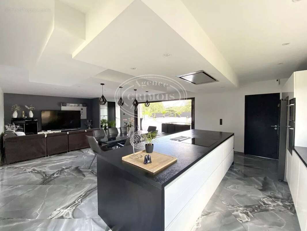 Maison à VILLEMATIER