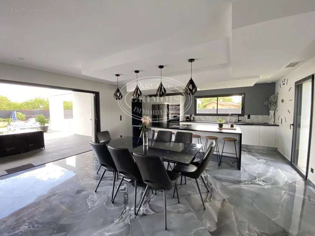 Maison à VILLEMATIER