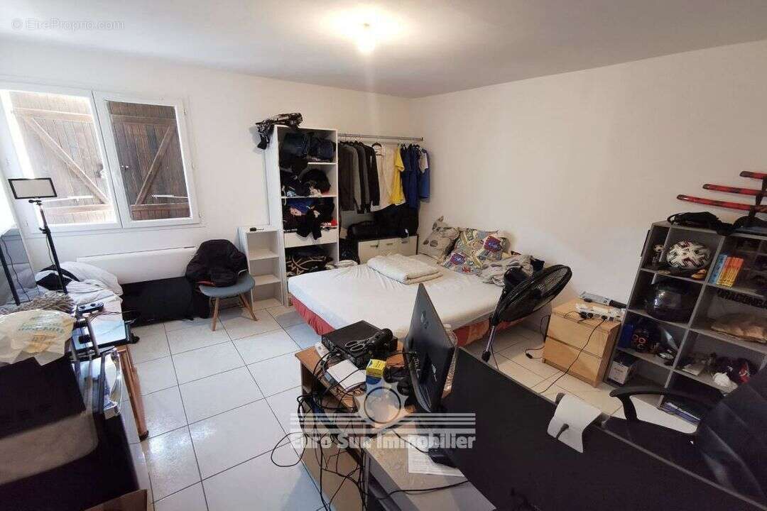 Appartement à NISSAN-LEZ-ENSERUNE