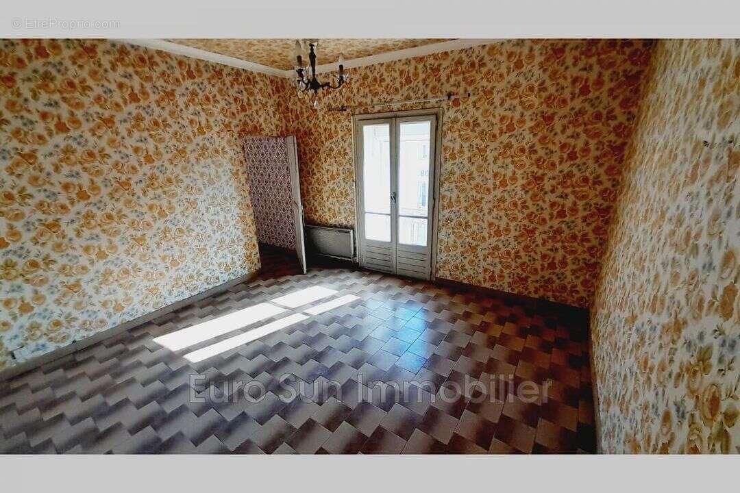 Maison à NISSAN-LEZ-ENSERUNE