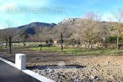 Terrain à COLOMBIERES-SUR-ORB