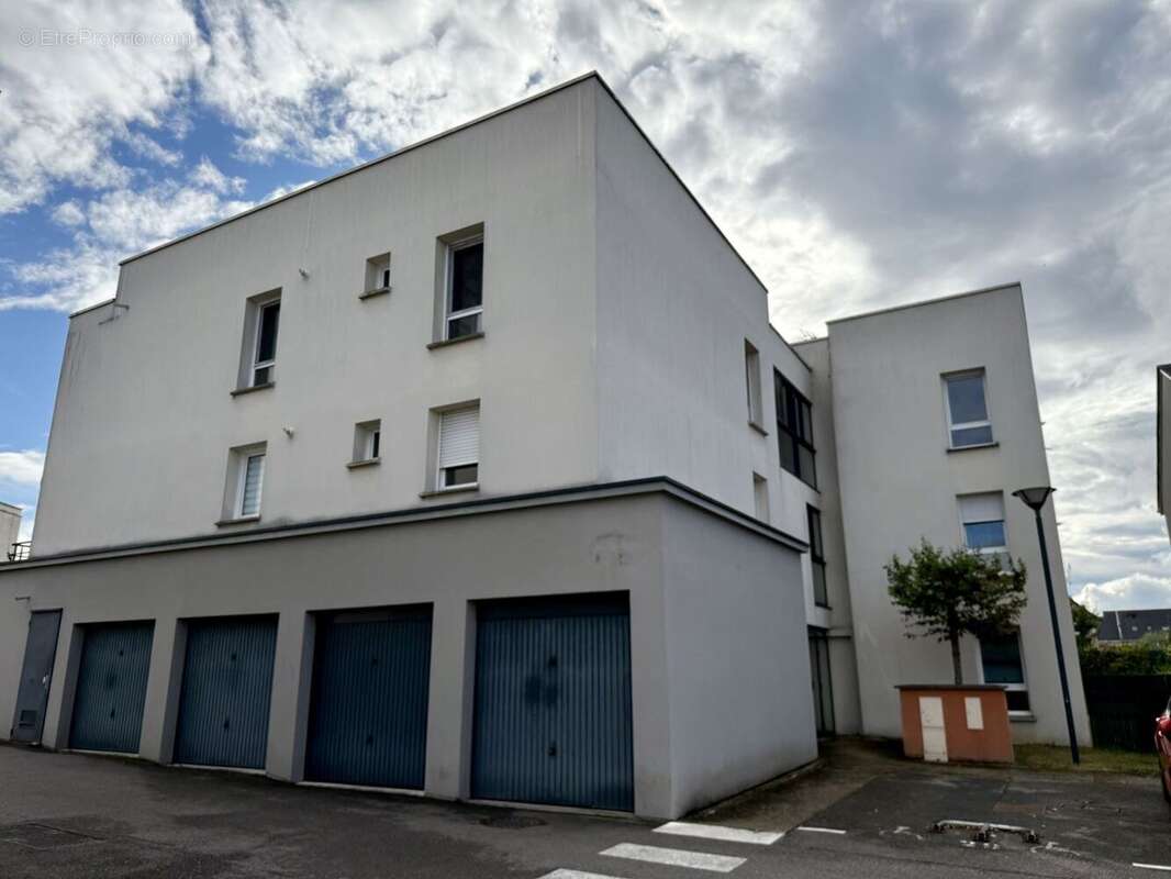 Appartement à SAINT-ETIENNE-DU-ROUVRAY