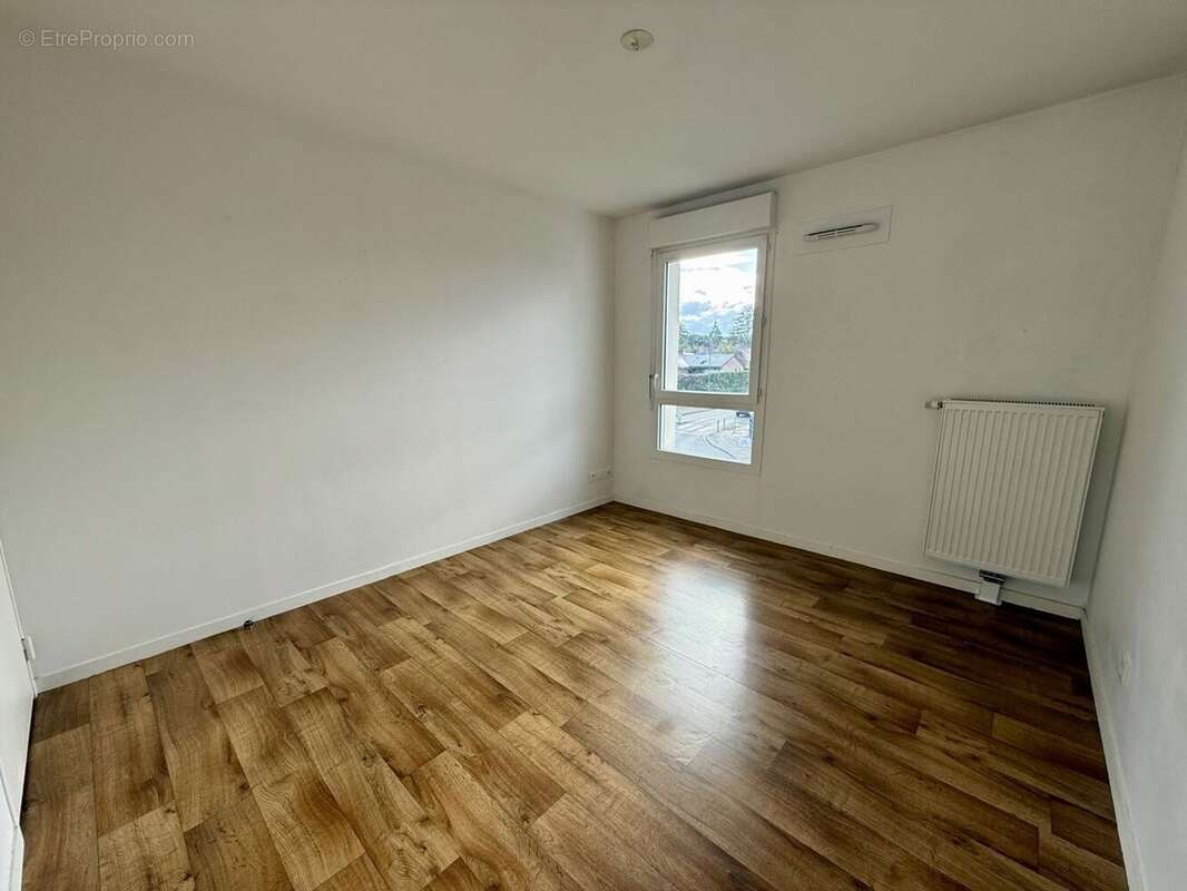 Appartement à SAINT-ETIENNE-DU-ROUVRAY