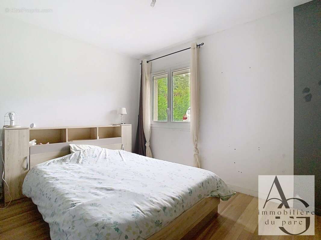 Maison à GRUCHET-LE-VALASSE