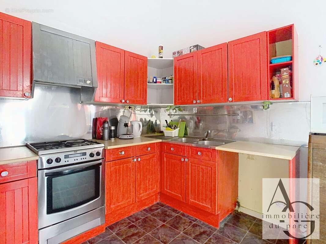 Maison à GRUCHET-LE-VALASSE