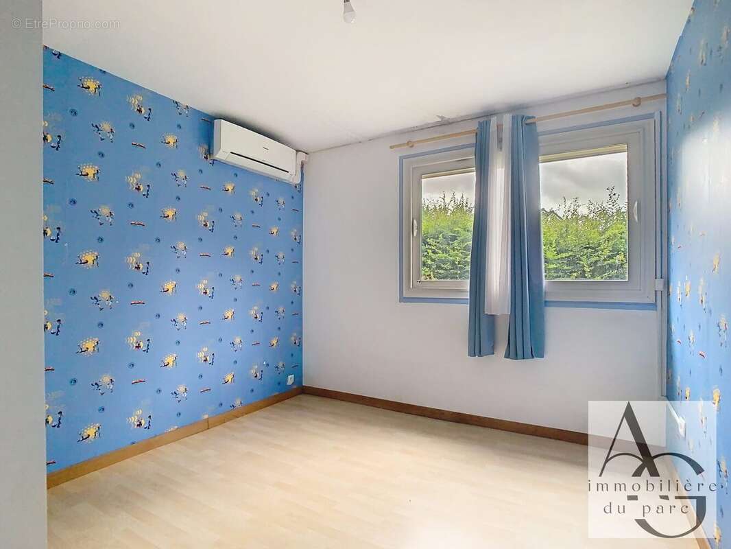 Maison à GRUCHET-LE-VALASSE