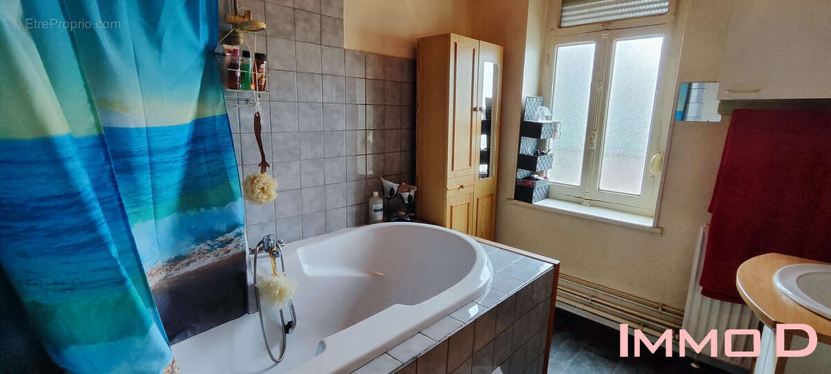 Appartement à THAON-LES-VOSGES