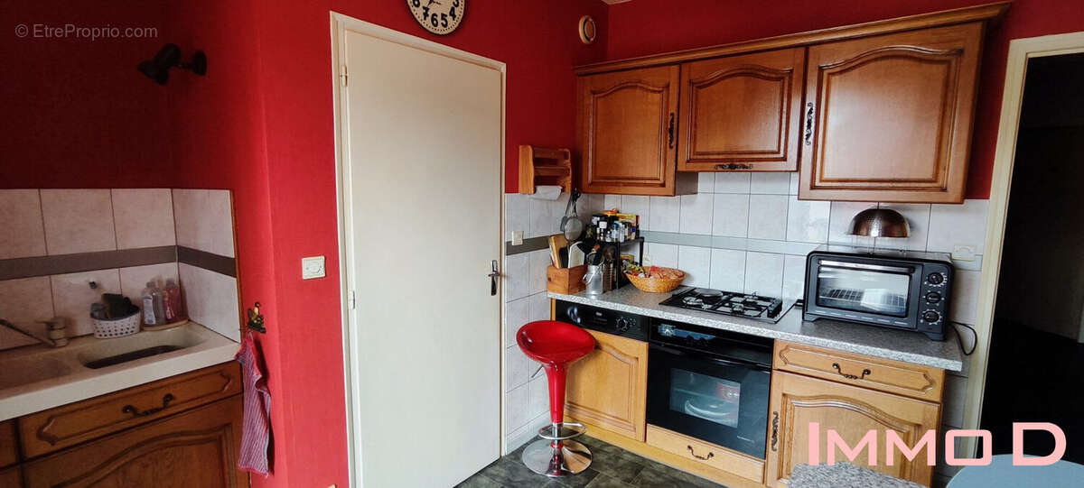 Appartement à THAON-LES-VOSGES