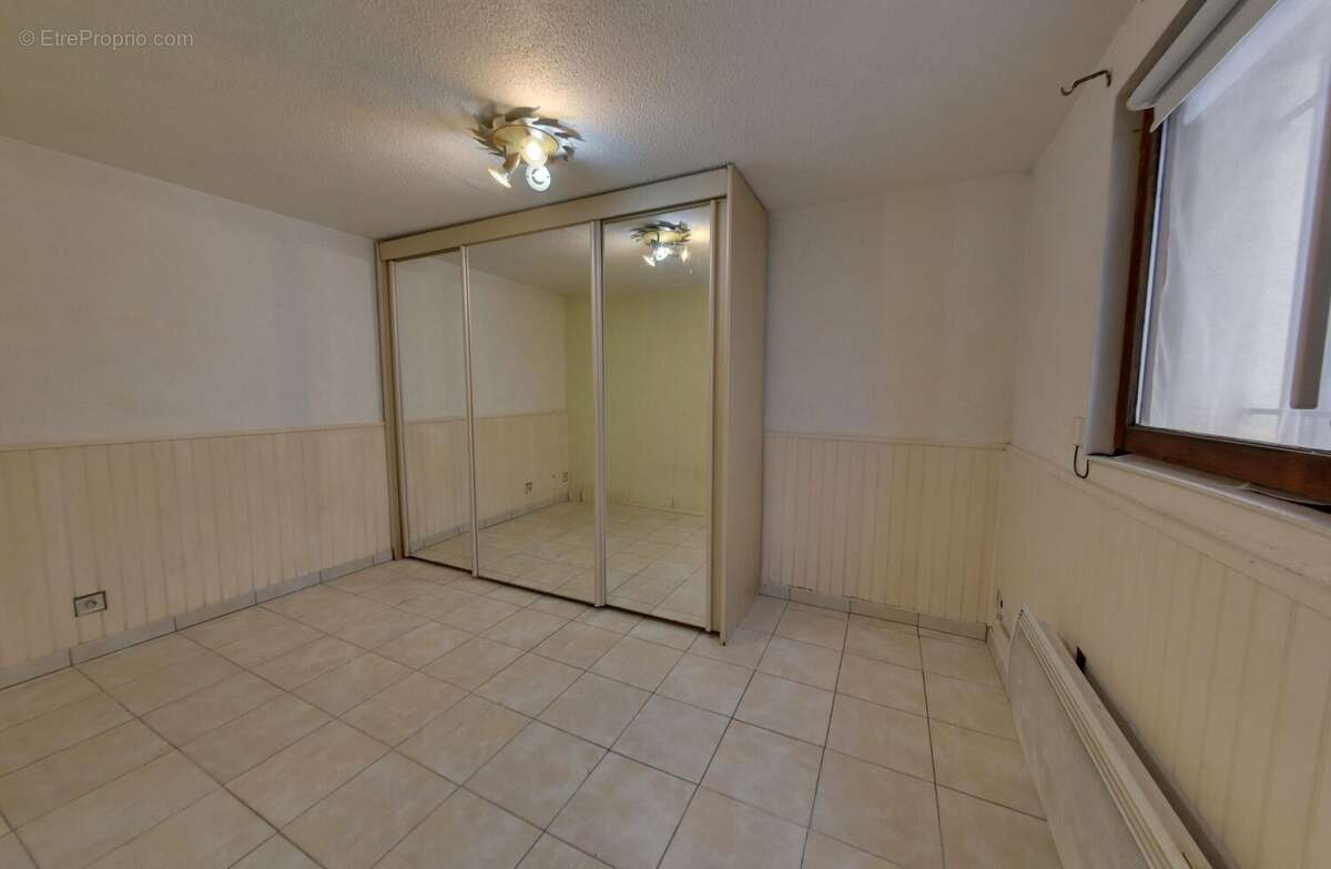 Appartement à FONTAINE