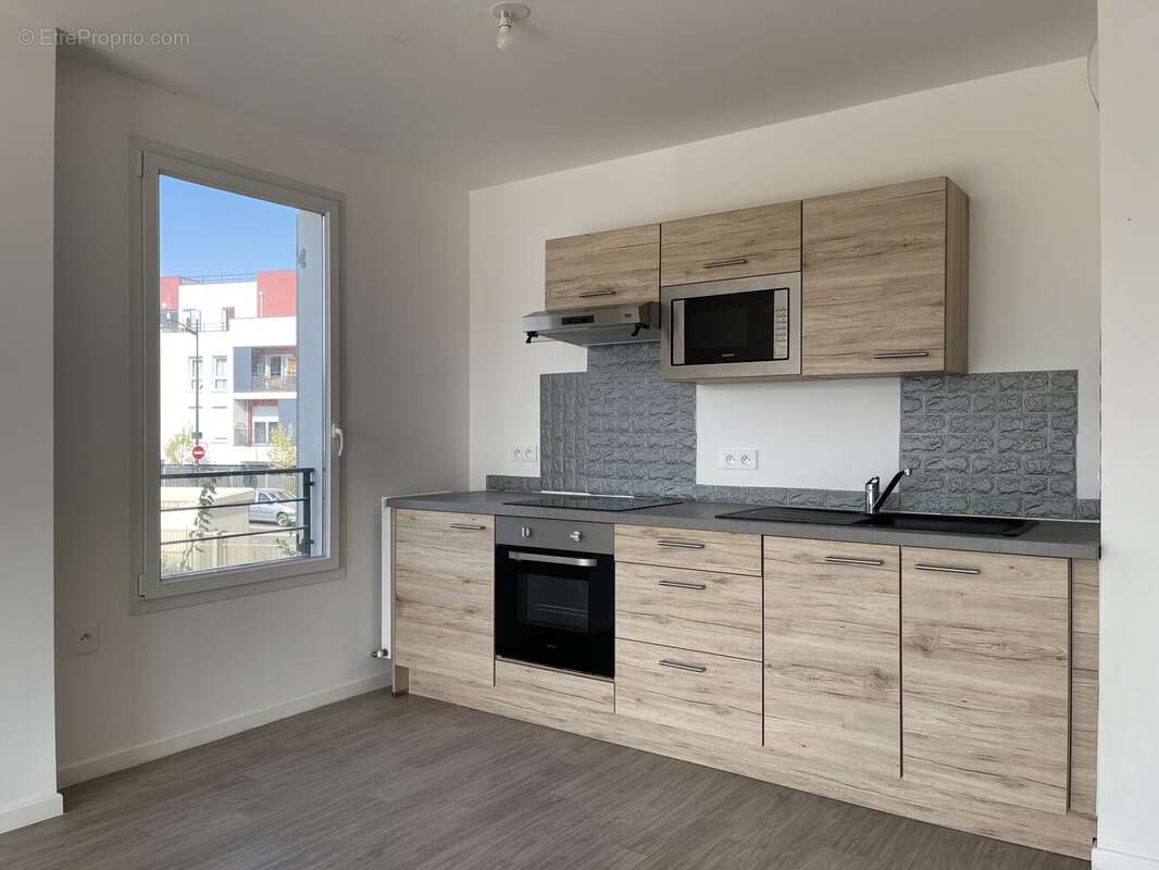 Appartement à CORBEIL-ESSONNES