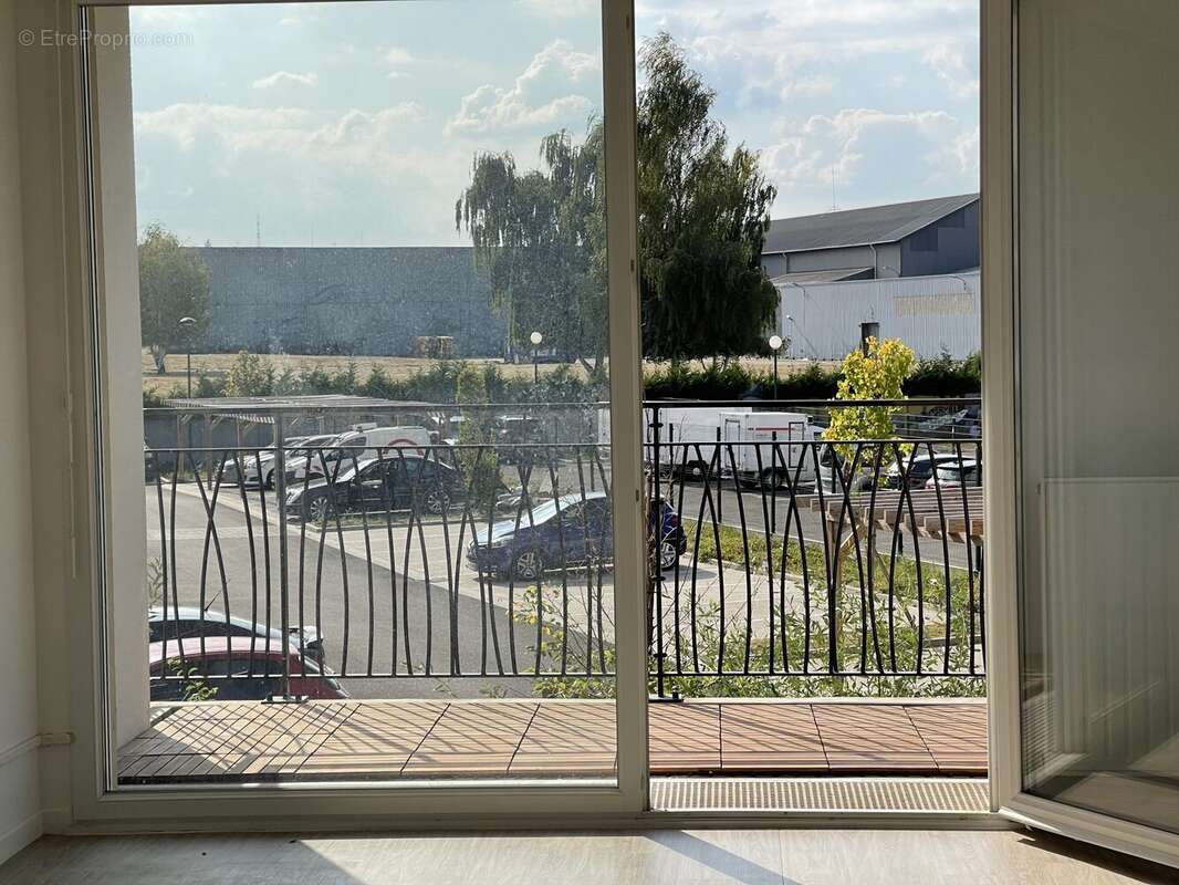 Appartement à CORBEIL-ESSONNES