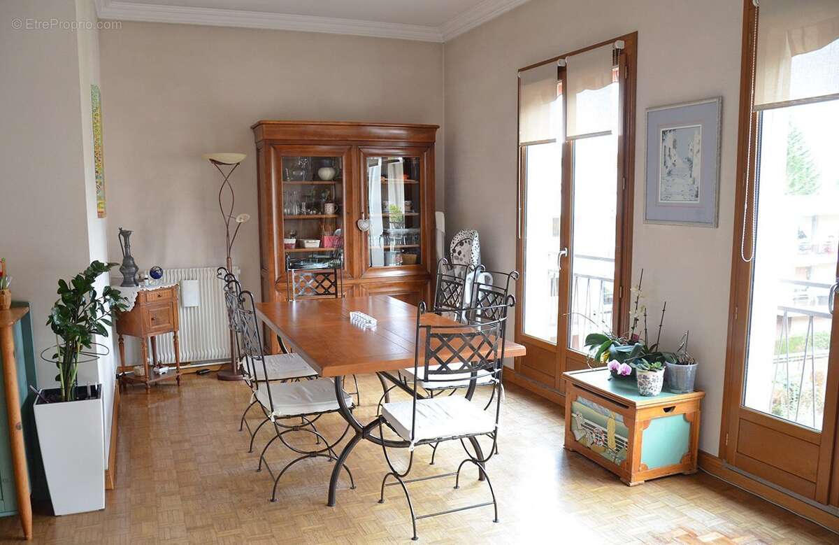 Appartement à CHEVREUSE