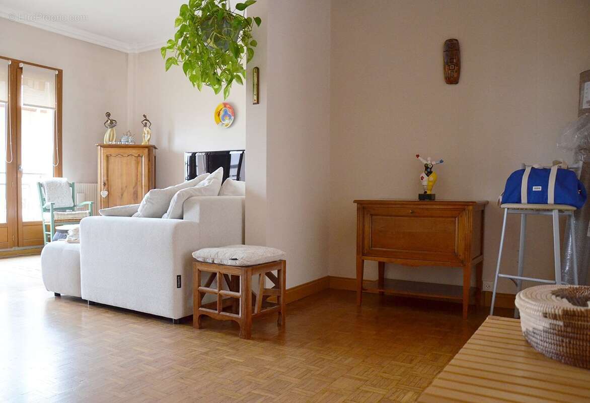 Appartement à CHEVREUSE