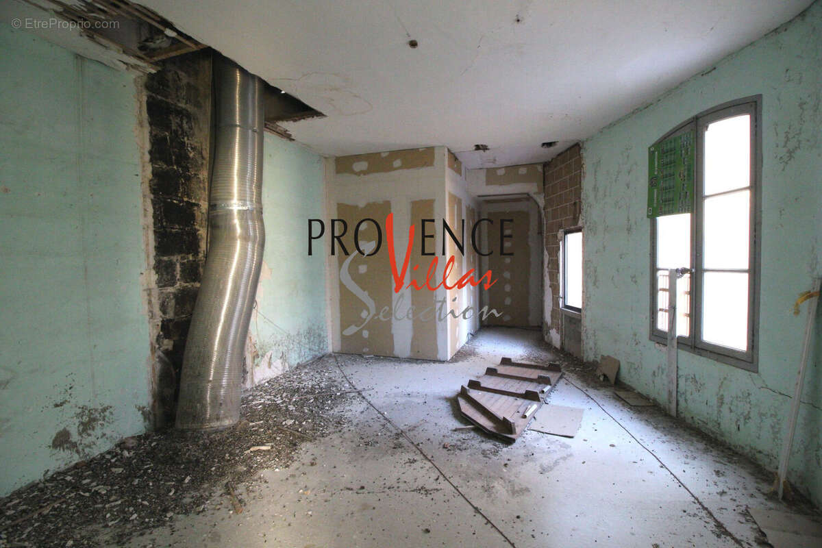 Appartement à BEAUCAIRE