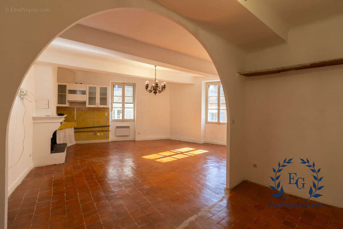 Appartement à BARJOLS