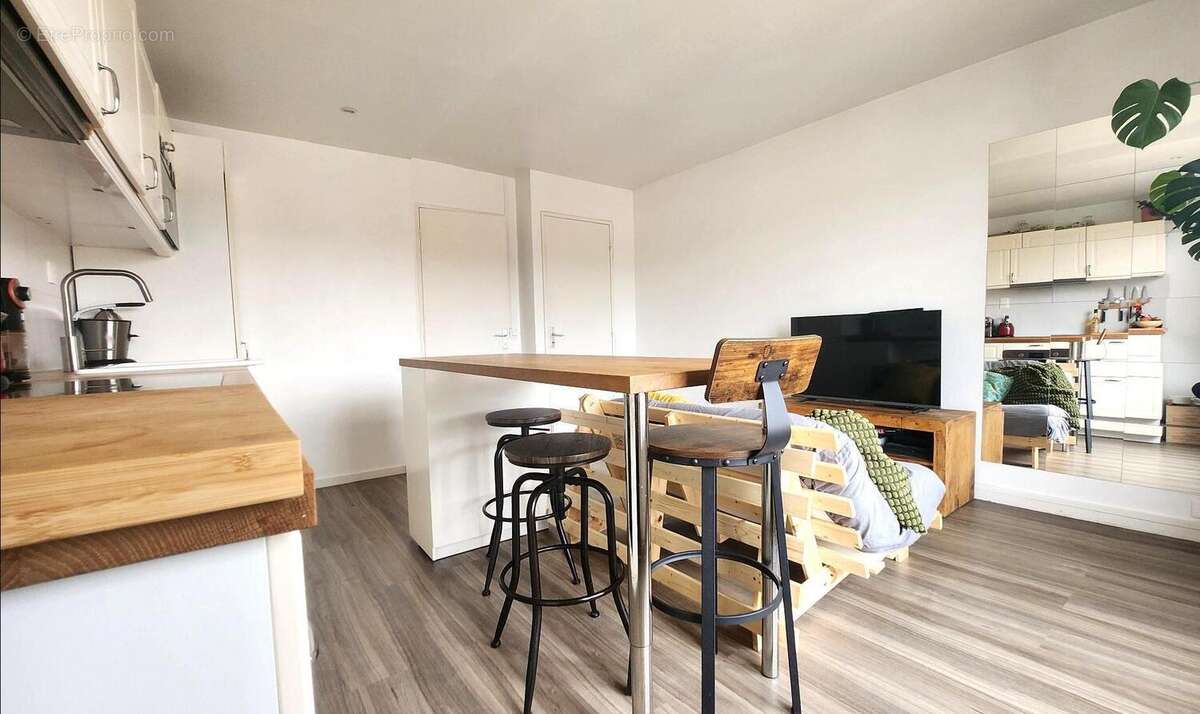 Appartement à MAISONS-ALFORT