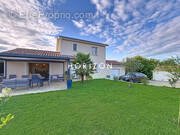 Maison à LA CHAPELLE-DE-GUINCHAY