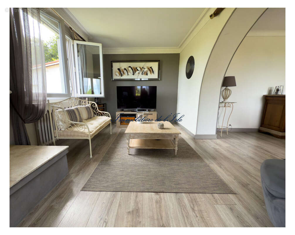 Maison à COULOUNIEIX-CHAMIERS