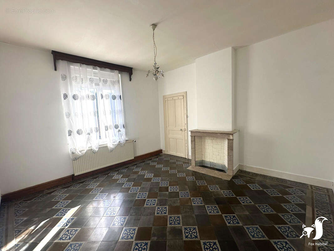 Maison à VILLERS-OUTREAUX