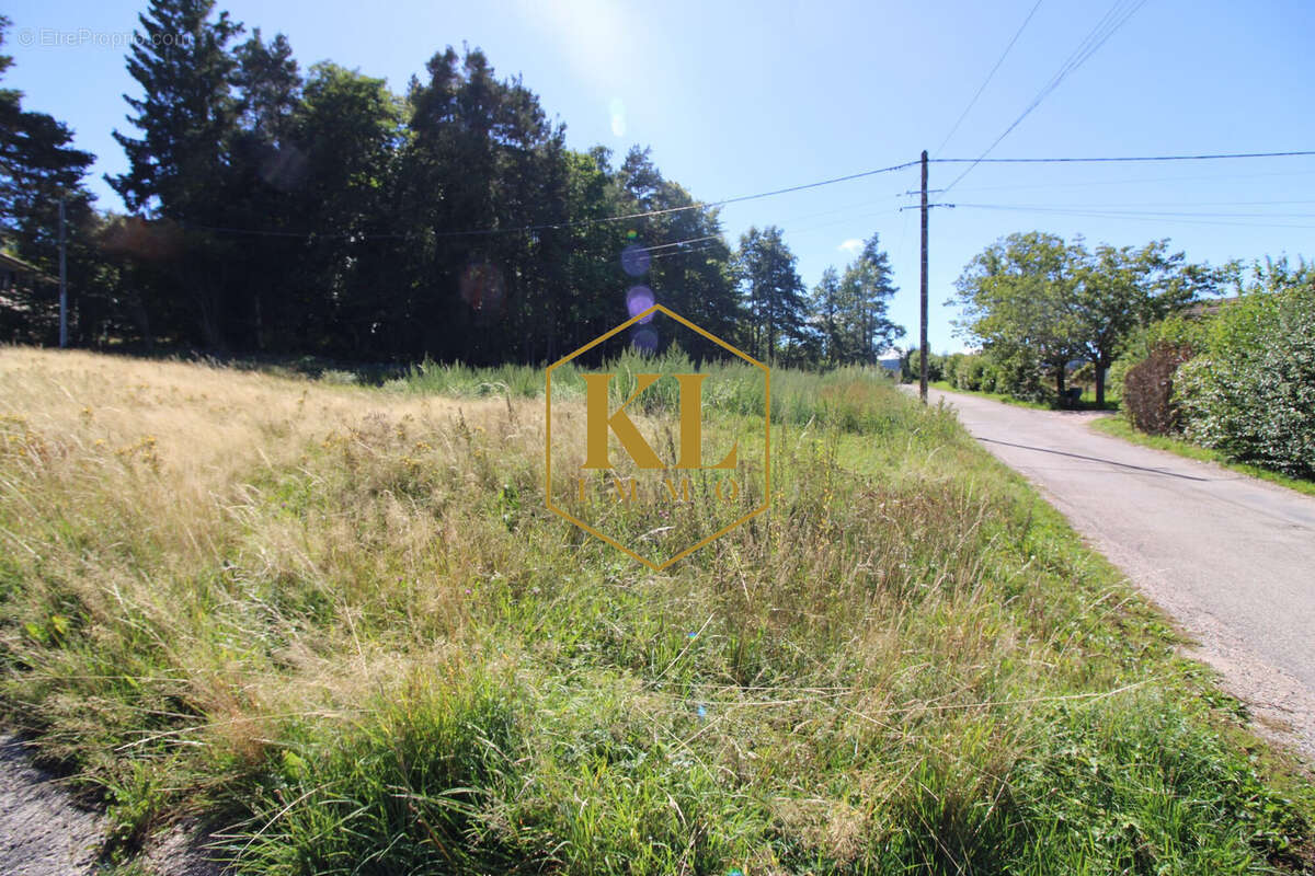 Terrain à LABAROCHE