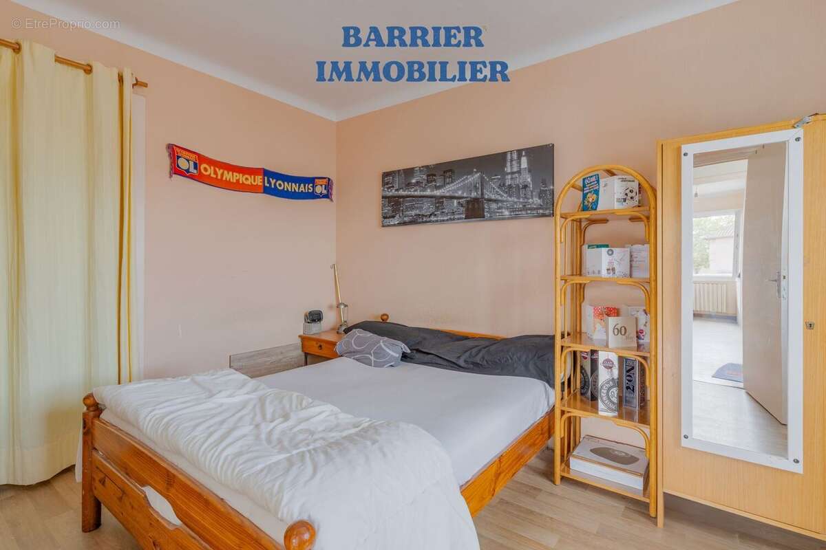 Appartement à JANNEYRIAS