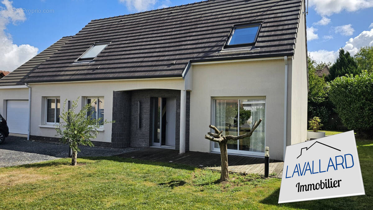 Maison à RAINNEVILLE