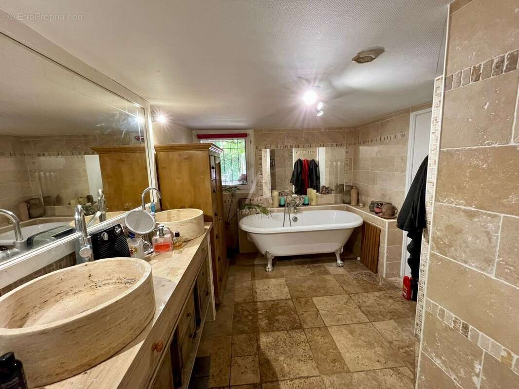 Maison à JUIGNE-SUR-LOIRE