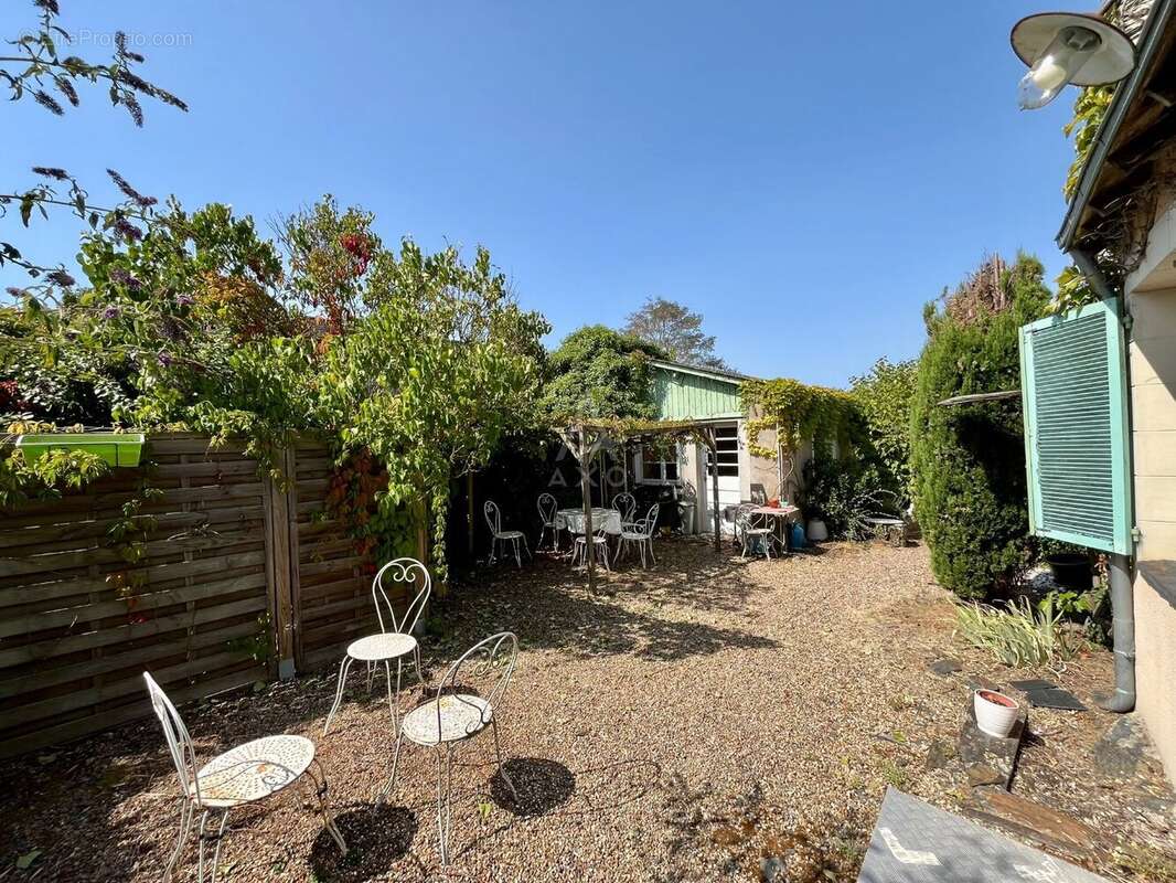 Maison à JUIGNE-SUR-LOIRE