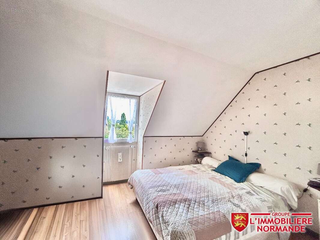 Maison à BONNIERES-SUR-SEINE