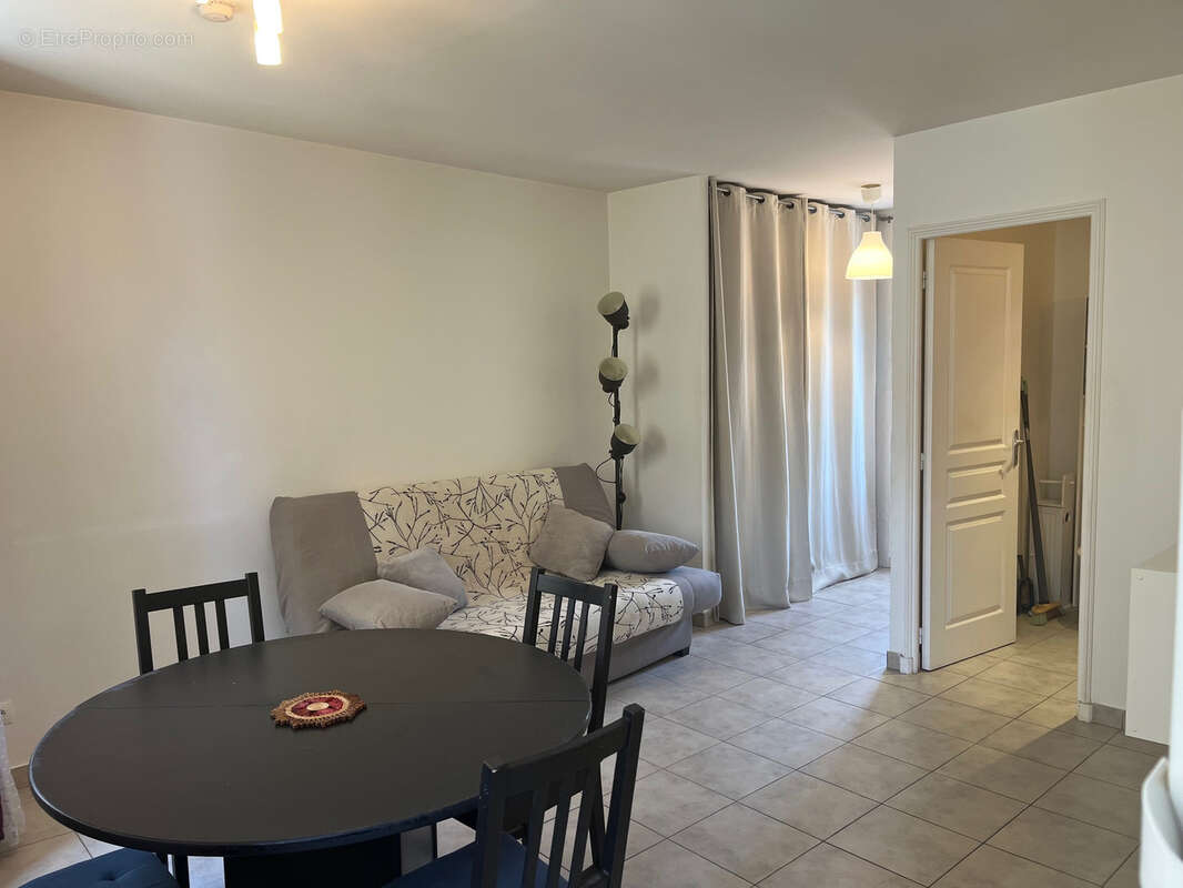 Appartement à SAINT-VALLIER-DE-THIEY