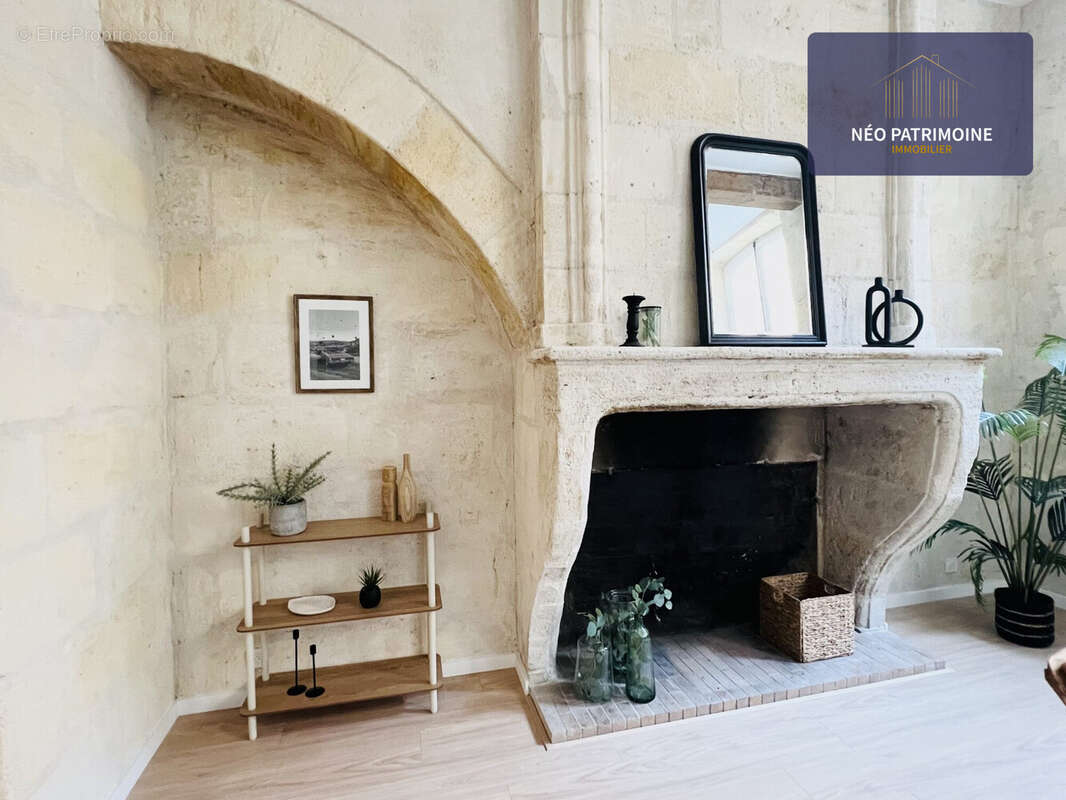 Salle à manger - Appartement à BORDEAUX