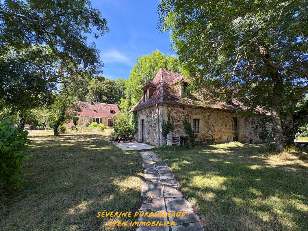 Maison à MAUZENS-ET-MIREMONT