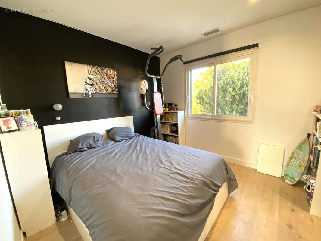 Maison à SAINT-BRES