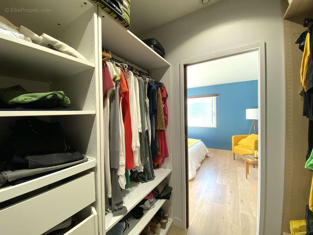 Maison à SAINT-BRES