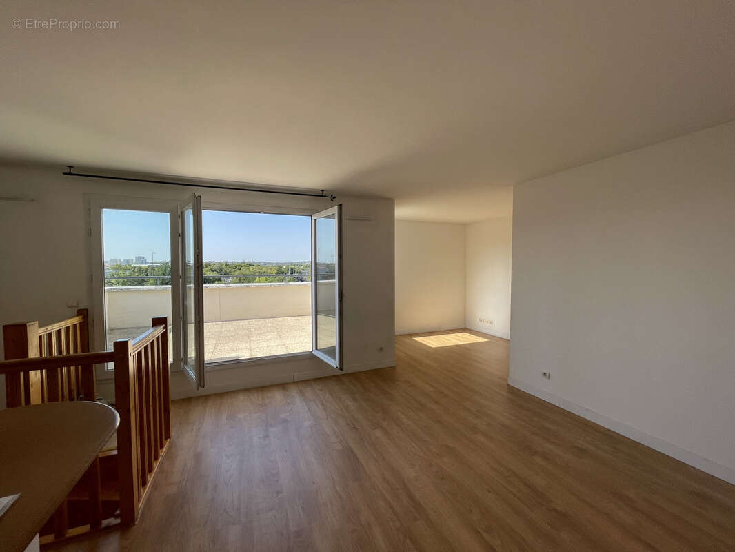 Appartement à SAINT-OUEN-L&#039;AUMONE