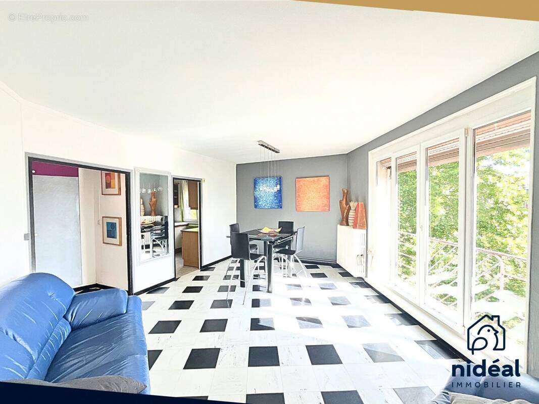 Appartement à VALENCIENNES