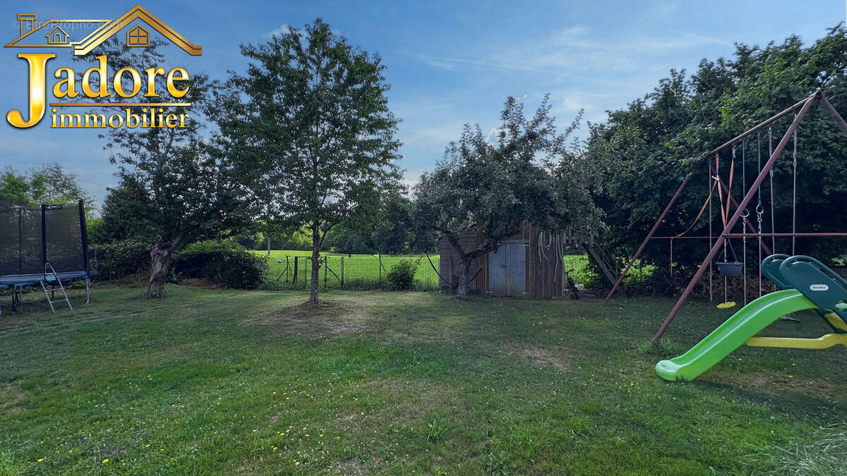 Maison à SAINT-LEONARD