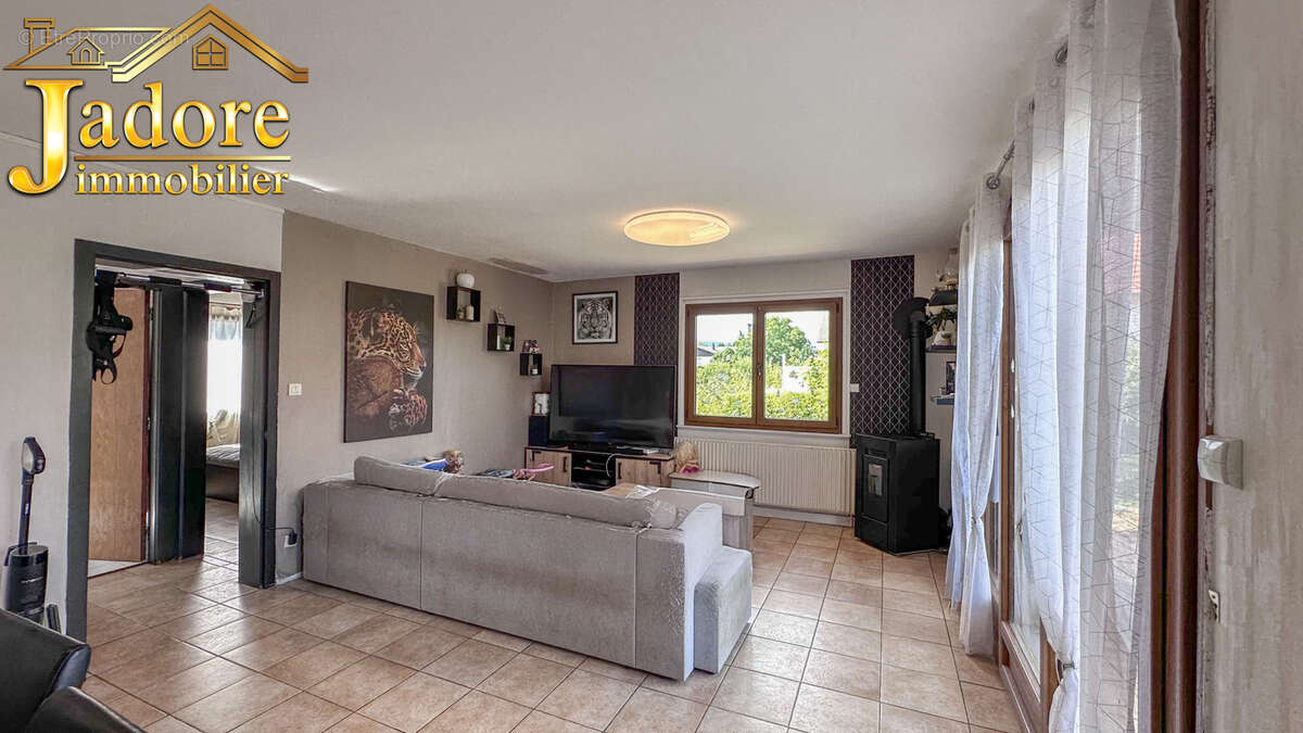 Maison à SAINT-LEONARD