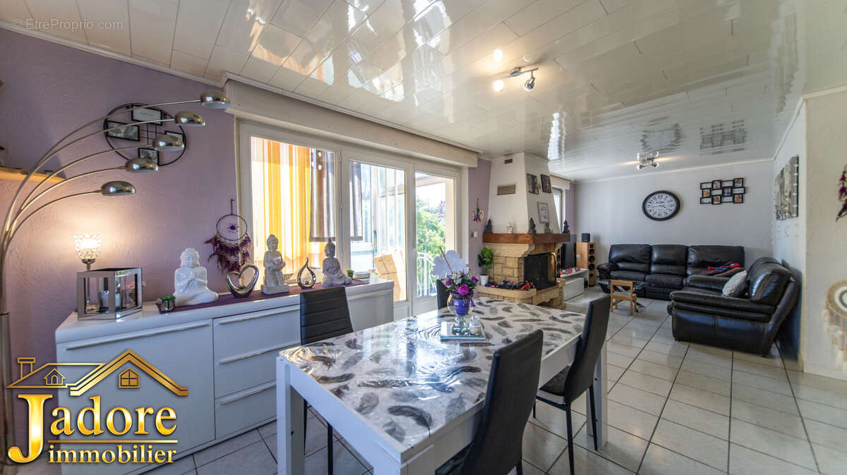 Maison à SAINT-LEONARD