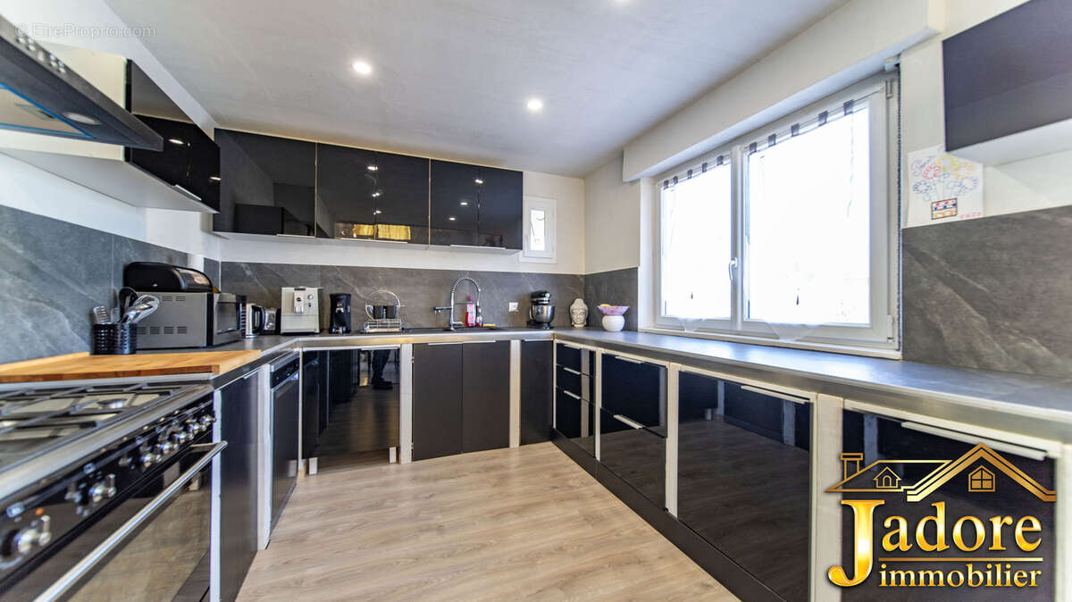 Maison à SAINT-LEONARD