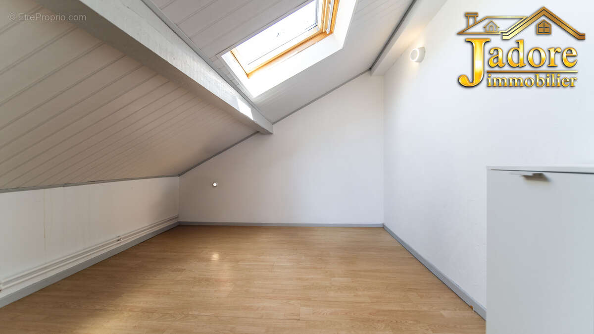 Maison à SAINT-LEONARD