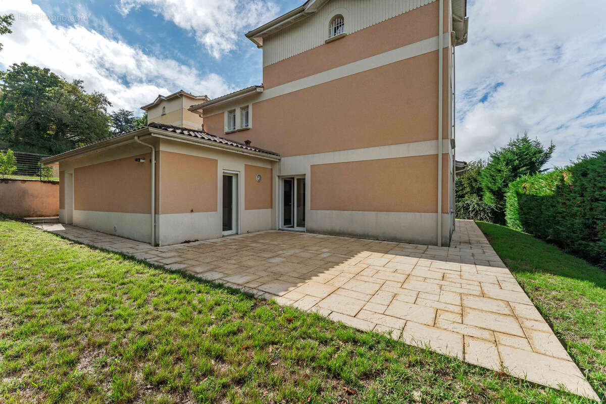 Maison à FRANCHEVILLE