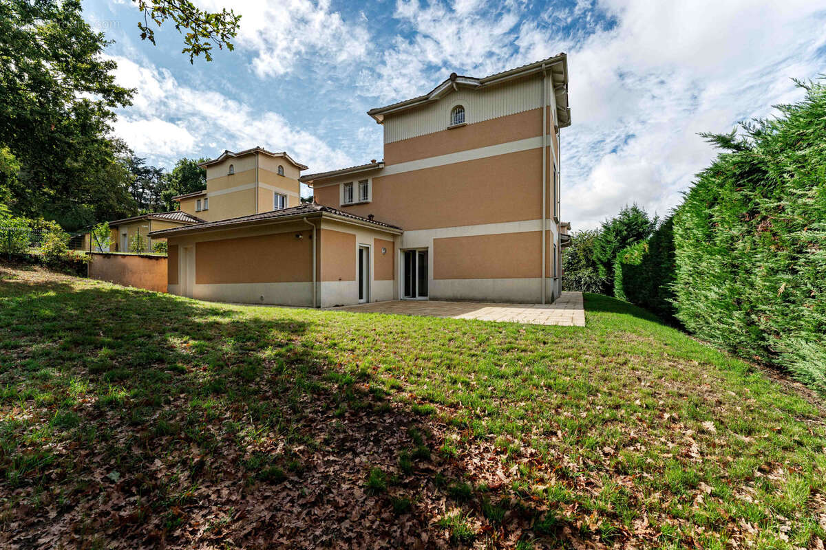 Maison à FRANCHEVILLE