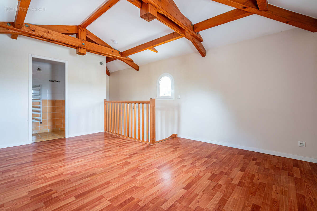 Maison à FRANCHEVILLE