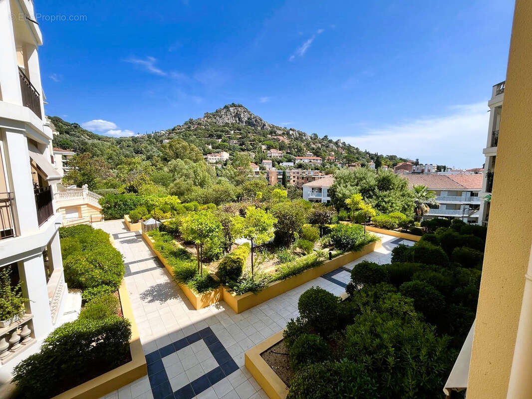 Appartement à HYERES