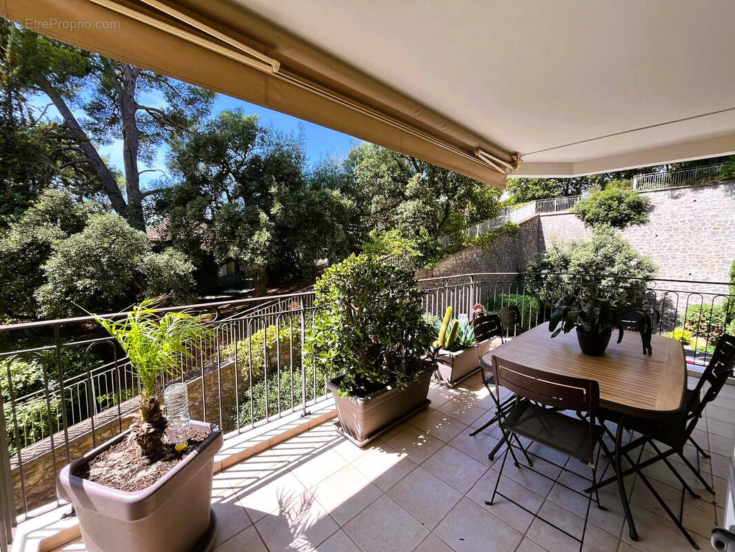 Appartement à HYERES