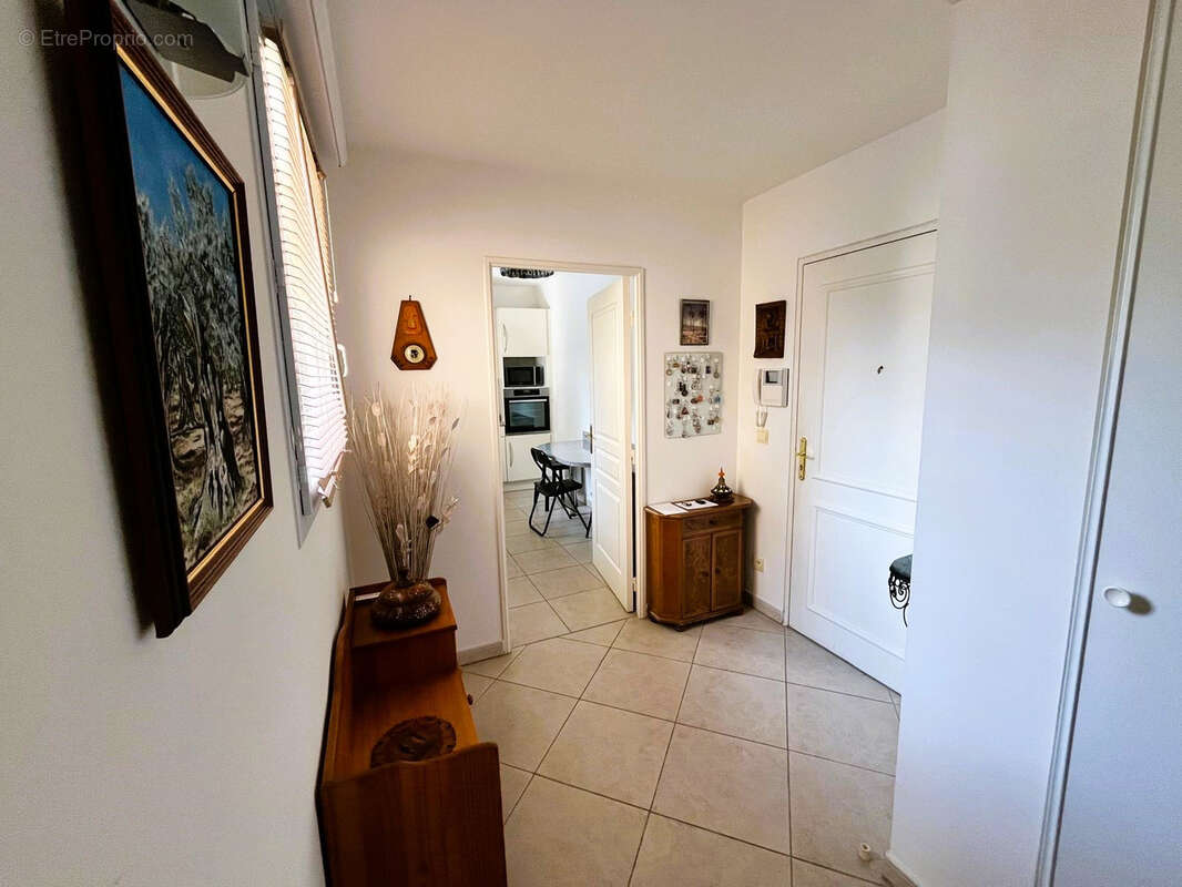 Appartement à HYERES